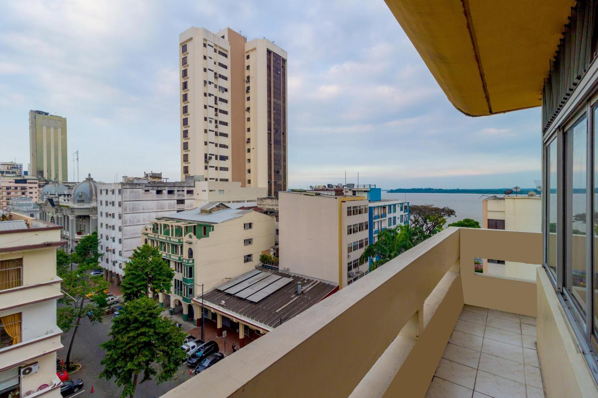 Hotel Malecon Inn Guayaquil Buitenkant foto