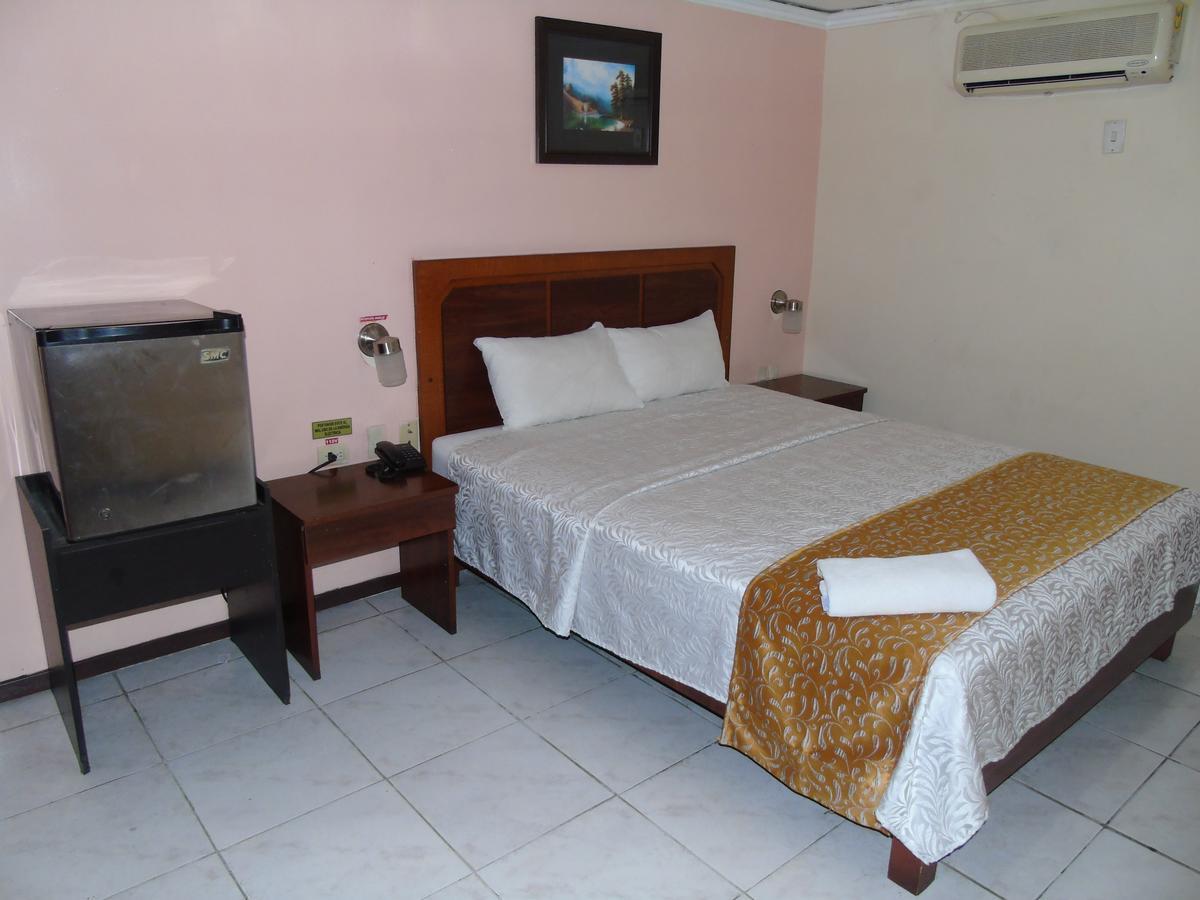 Hotel Malecon Inn Guayaquil Buitenkant foto