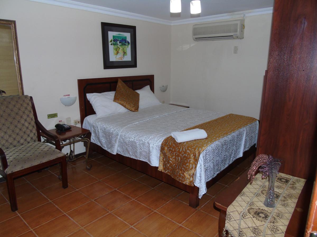 Hotel Malecon Inn Guayaquil Buitenkant foto